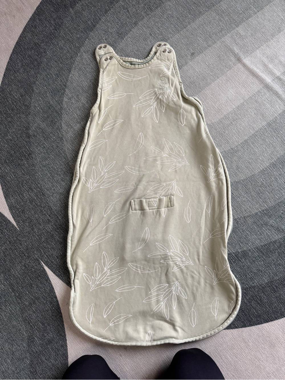 Woolino Sage green Leaf-Print Sleep Sack 0-2y